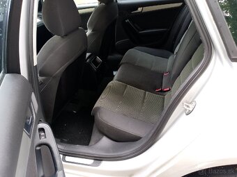 Audi A4 B8 2, 0 TDI M6 S-line - 6