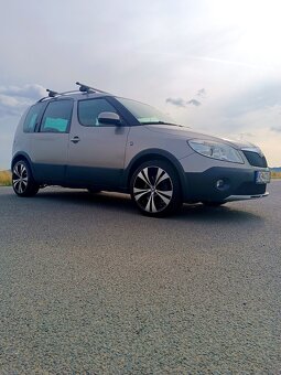 Škoda Roomster Scout - 6