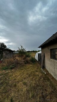 Na predaj starší rodinný dom s veľkým pozemkom obci Imeľ - 6