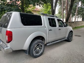 Nissan NAVARA 2.5 DCI 140kw M6 4x4 Rok 2012 PLATINUM - 6