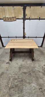 Masívny jedálenský stôl - 6