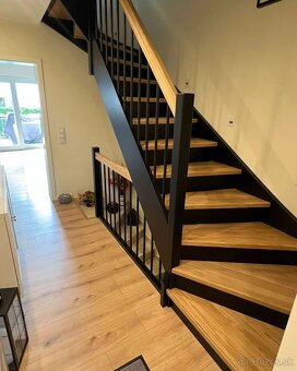 Samonosné drevené schody - 6