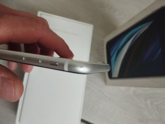 Apple IPhone SE 2020 128GB 100% bateria - 6