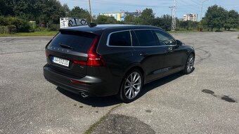 Volvo V60 T4 Momentum Pro A/T - 6