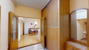 Tehlový 3 izbový byt na Rastislavovej, parkovanie - 6