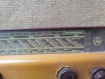 Staré rádio Tesla - 6