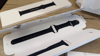 Apple Watch Series 8 GPS 45mm Midnight Aluminium - 6