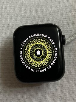 Apple Watch SE Nike Edition 44 mm Space Gray (GPS verzia) - 6