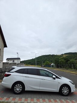 Opel Astra 1.6 CDTI - 6