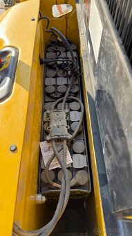 vysokozdvižný paletový vozík YALE MS10E-2860 - 6