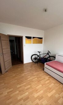 3-izbový byt v Podunajských Biskupiciach hneď vedľa OC Hron - 6