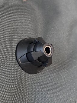 Vrtaci skrutkovač Bosch + nastavce - 6