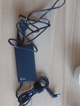 I-TEC Ultra Slim Power Adapter 90W + USB - 6