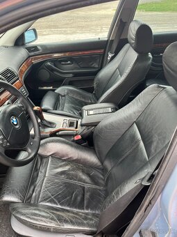 BMW 540i AT - ind. farba Silverstone - 6