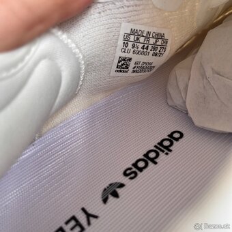 Yeezy Boost 350 V2 Cream 44 - 6