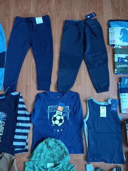 Nové tričká, tepláky, mikina, pyžamo veľ. 98/104 - 6