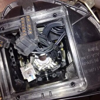 xenon bi-xenon pravy vw passat b6 svetlo prave 08- - 6