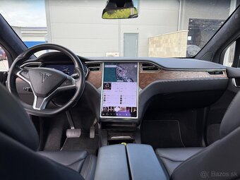 Tesla Model X - 6
