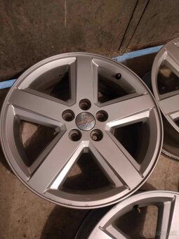 4ks alu disky orig. Jeep 5x114,3 r18 - 6