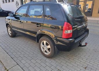 Hyundai Tucson 2,0 i CRDI VGT 4x4 ACTIVE nafta manuál 103 kw - 6