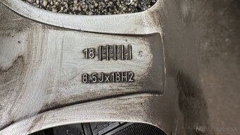 59.	Audi Q7 255/60/ r18 - 6