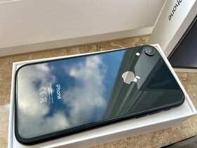 iPhone XR 64GB Black - 6