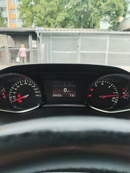 Peugeot 308 - 6