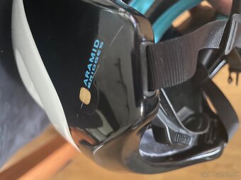 Prilba poc - 6