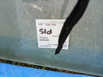 Sklo na zástenu alebo posuvné dvere - 6