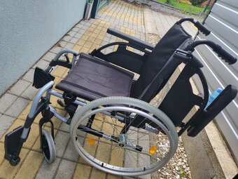 invalidny vozík 43cm odľahčený AL - 6