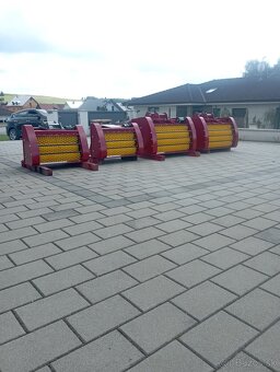 Triediaca lyžica jcb - 6