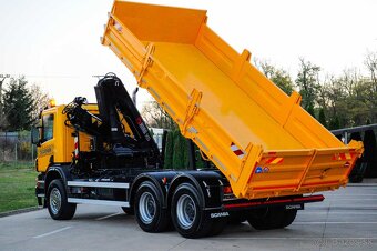 SCANIA P380 6X4 SKLÁPAČ / VYKLÁPAČ + HYDRAULICKÁ RUKA EURO4 - 6