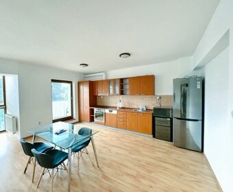 Nadštandardný 3 izb. byt v centre Žiliny (Bulvár) - 6