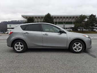 Mazda 3 1.6 benzín - 6