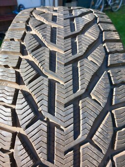 225/45 r17 zimne pneumatiky - 6