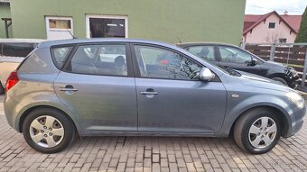 Kia ceed 1.6crdi 85kw 2008 - 6