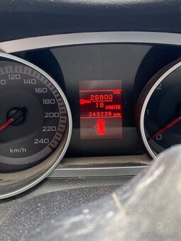 Citroën C Crosser 2,2 tdi - 6