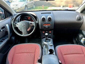NISSAN Qashqai 2.0dci 110kw 4x4 - 6