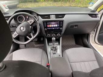 Škoda Octavia Combi 2.0 TDI 135 kW 4x4 DSG - 6