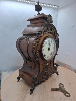 Predám funkčné krbové hodiny LENZKIRCH Polbicie V:34cm š:19c - 6