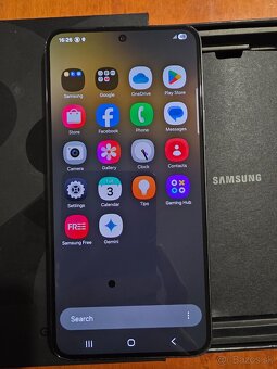 Samsung Galaxy S22 128/8GB, Phantom Black - 6