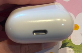 🎧 Predám Apple AirPods (1. generácia) s nabíjacím puzdrom – - 6
