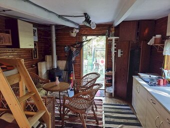 Chata v súkromí prírody, ale blízko dediny, na Lipovci. - 6