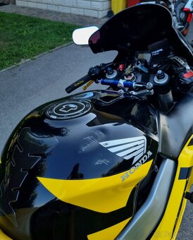 Honda CBR 929RR na opravu - 6