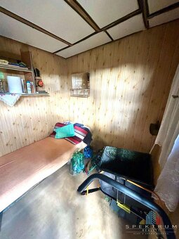 Exkluzívne na predaj  záhrada s chatkou v Bánovciach n/B - 6