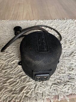 Sovietsky vojensky mikrofon - 6