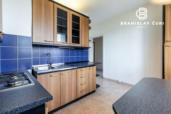 REZERVOVANÉ - PREDAJ 3-IZBOVÉHO BYTU V PÔVODNOM STAVE - Palá - 6