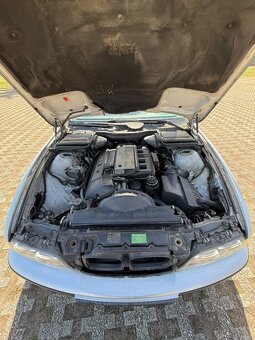 BMW e39 520i touring automat - 6