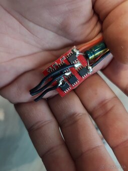 12A ESC kus 10e - 6