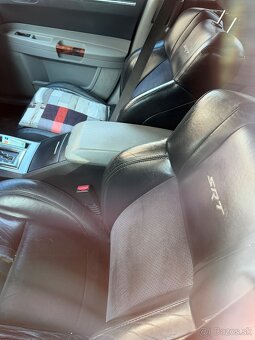 Chrysler 300C 3,0crdi - 6